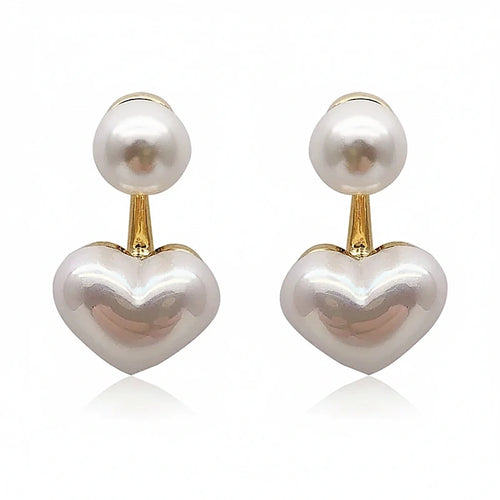 Boucles d'oreilles perles Amélie, la paire sur fond blanc
