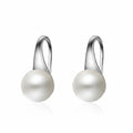 Boucles d'oreilles perles Lise, la paire sur fond blanc